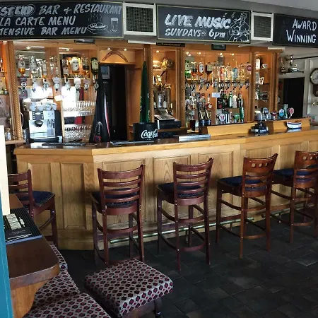 Westend Bar & Select 3* Fenit