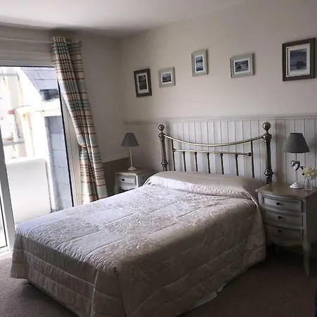 Gasthof Westend Bar & Select Fenit