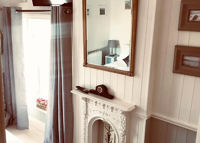 Gæstehus Westend Bar & Select