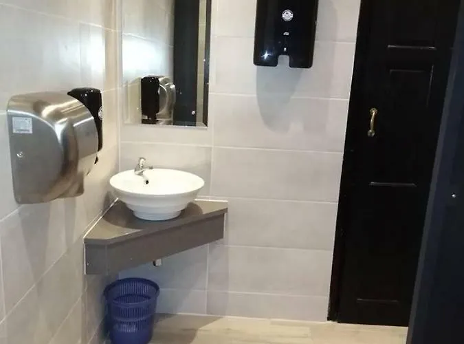 Westend Bar & Select Fenit