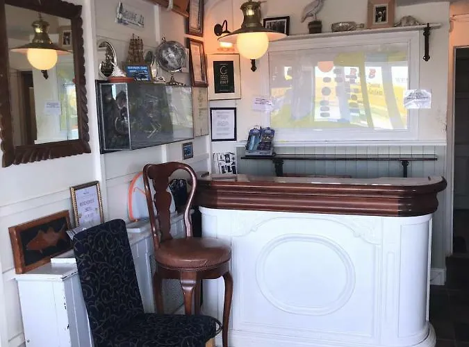 Pensión Westend Bar & Select Fenit